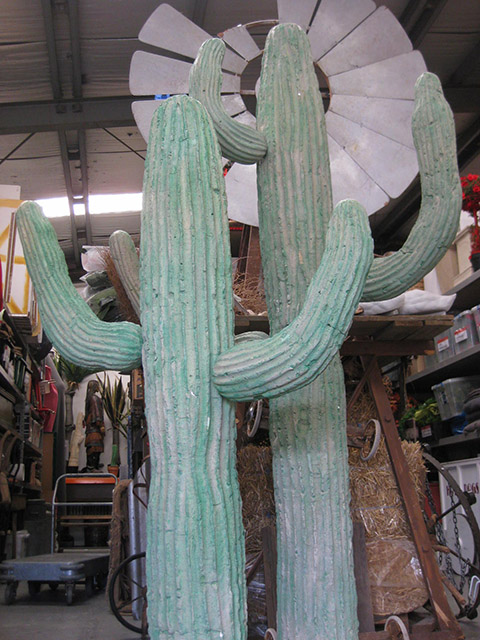 CACTUS, 2.4m High or CAC0004 - CACTUS, 3m High